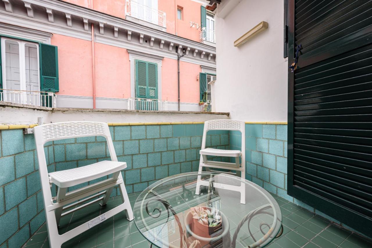 Via Avvocata 25 Apartment Napoli Bagian luar foto