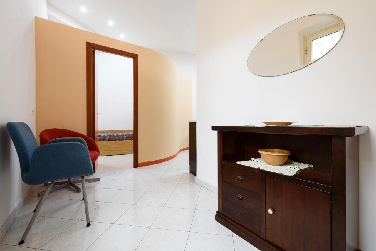 Via Avvocata 25 Apartment Napoli Bagian luar foto